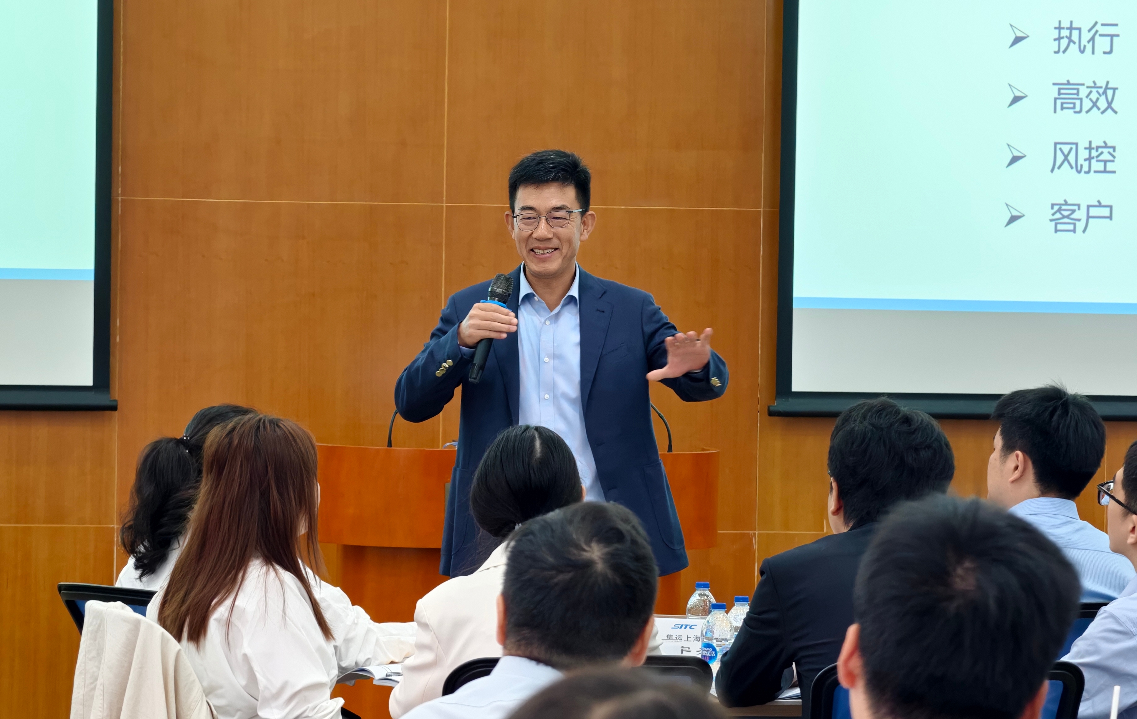 2026年度新员工培训暨上海地区员工座谈会简报2.jpg 2026年度新员工培训暨上海地区员工座谈会简报2.jpg